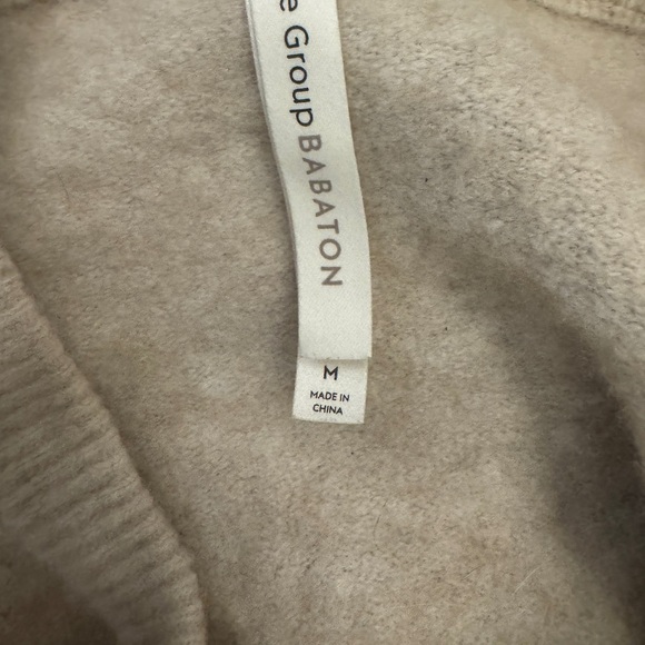 Aritzia - The Group Babaton - Thurlow Relaxed Wool Sweater (Size M) - Picture 7 of 9